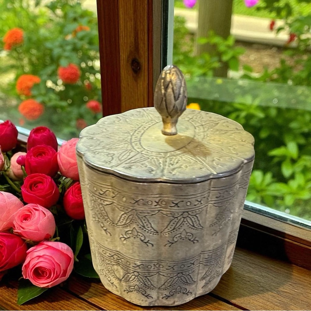 Vintage ornate etched silver tone trinket jewelry box with red velvet lining